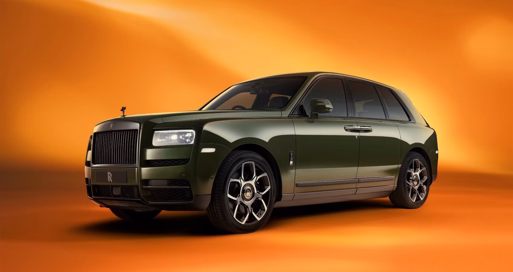 سيارة فاخرة